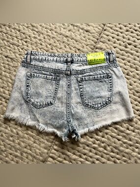 High-Rise Acid Wash ‘Blue Spice’ Denim Shorts | size 9